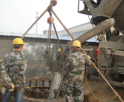 手拉葫蘆輕松協(xié)助壓氣站設(shè)備完成吊裝